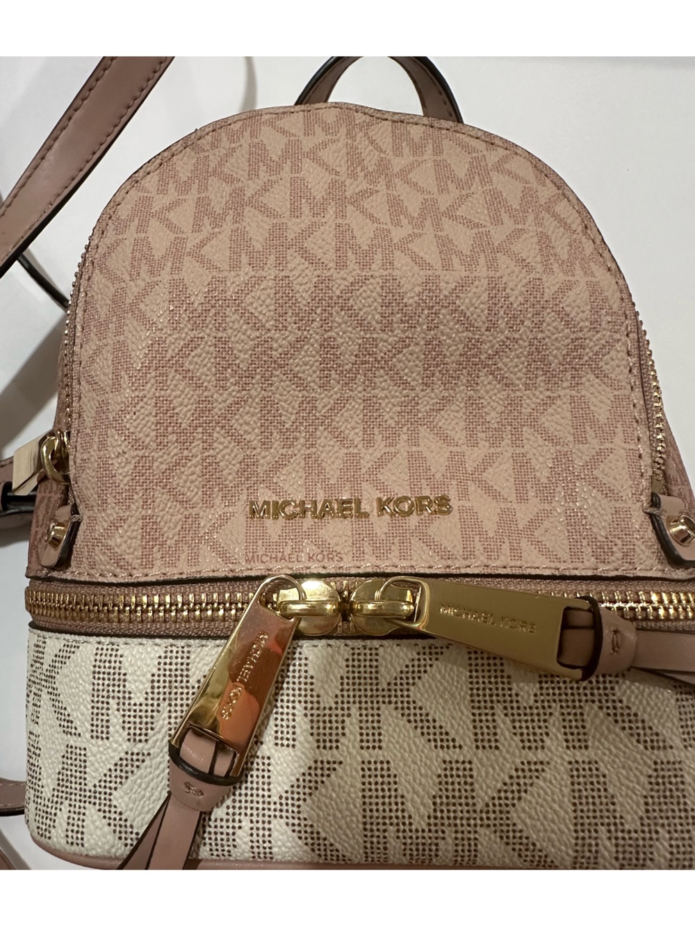 Michael Kors Mini Backpack Pink Vanilla Color Block Rhea Mini - Picture 6 of 15